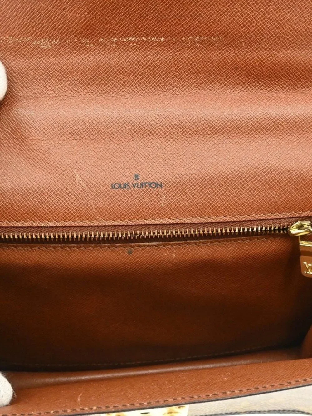LOUIS VUITTON MONOGRAM MONCEAU 26 BUSINESS HANDBAG